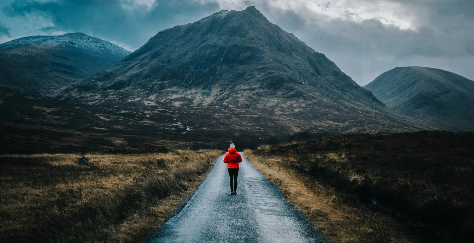 walking-alone-in-the-highlands.jpg walking-alone-in-the-highlands.jpg
